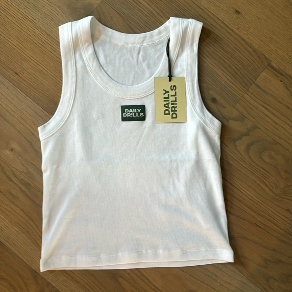 Daily Drills Ribbed Logo Tank
